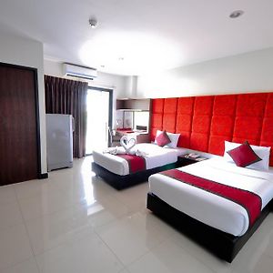 Habitación Superior con 2 Camas Individuales